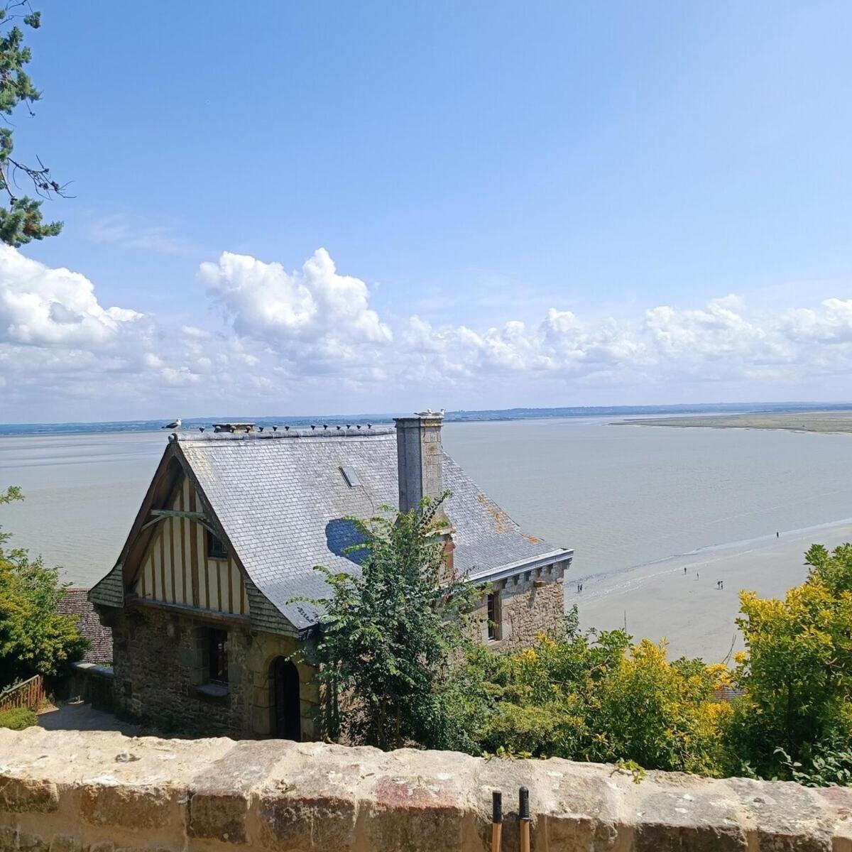 Chez Adele Villa Mont-Saint-Michel Exterior photo