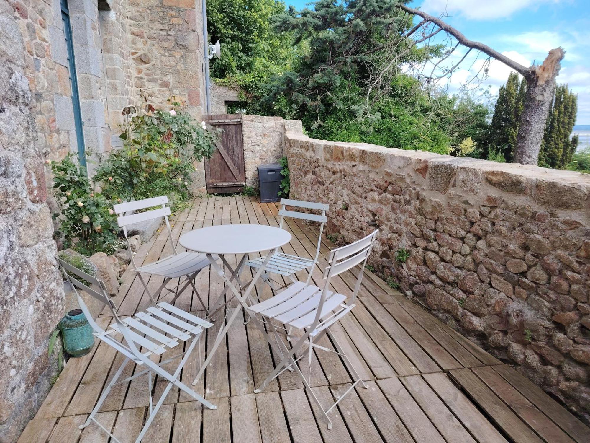 Chez Adele Villa Mont-Saint-Michel Exterior photo